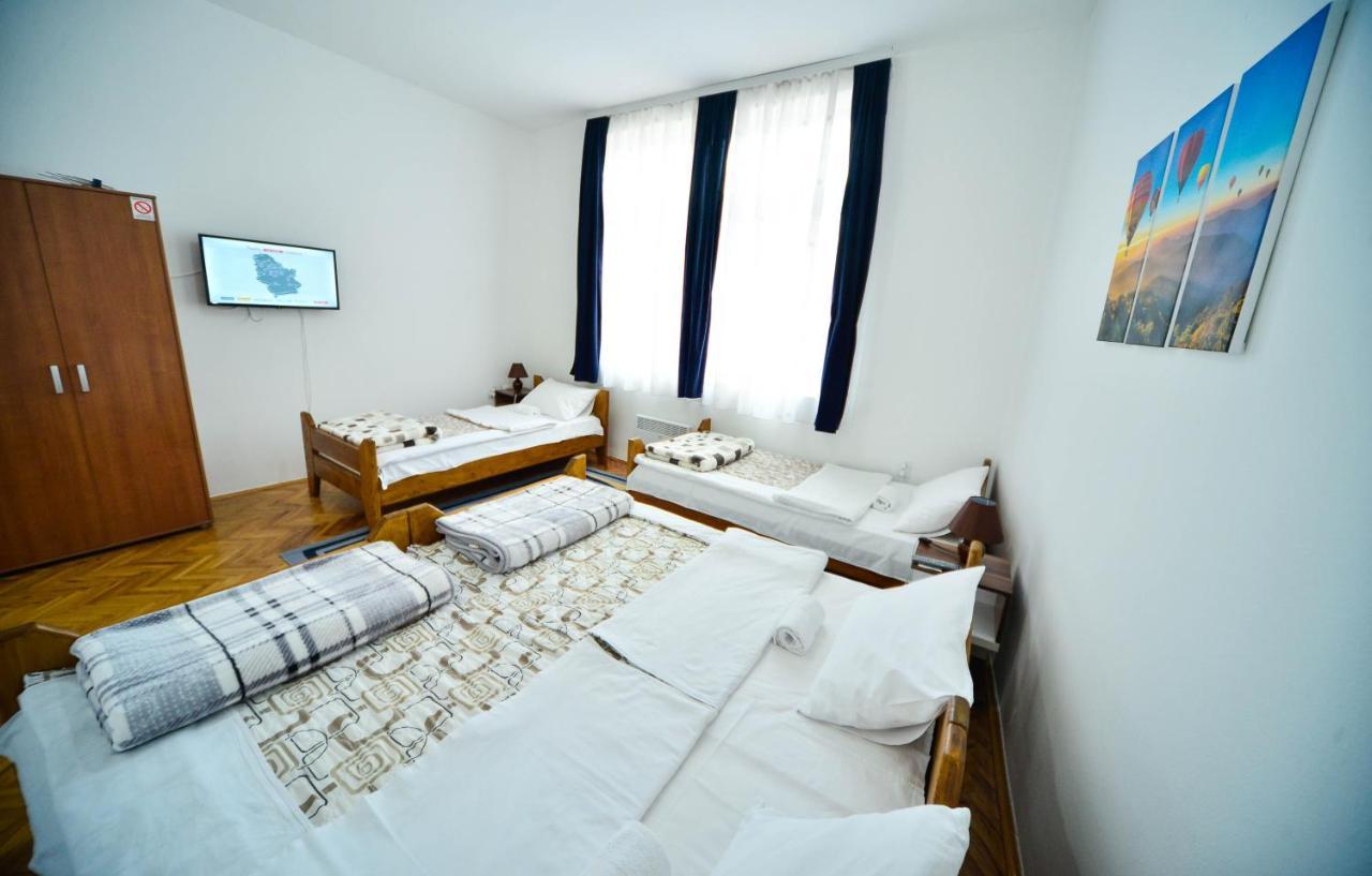 פירוט Apartman Lux מראה חיצוני תמונה